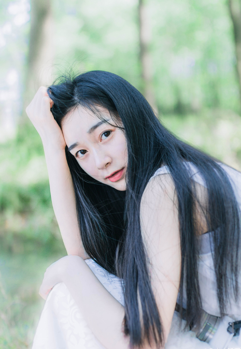 我看书，这使我多活几度生命。——三毛《亲爱的三毛》